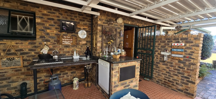 3 Bedroom Property for Sale in Abrahamsrust Free State
